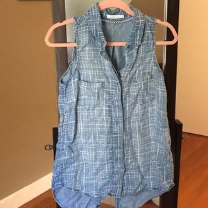 Kenneth Cole reaction jeans top.